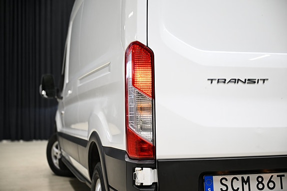 Ford Transit 10 of 28