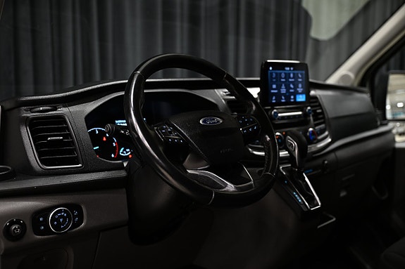 Ford Transit 13 of 28