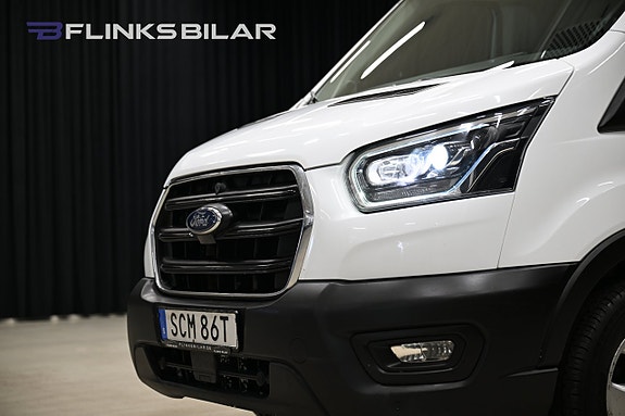 Ford Transit 12 of 28