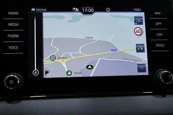 Skoda Karoq 15 of 23