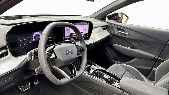 Audi Q3 7 of 13