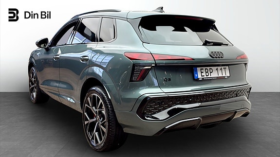 Audi Q3 3 of 13