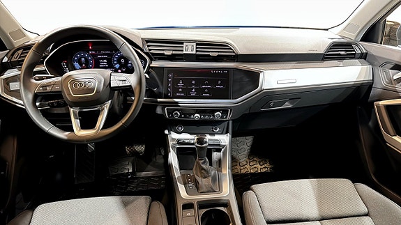 Audi Q3 10 of 20