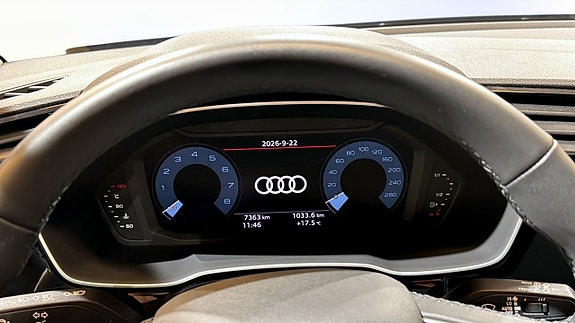 Audi Q3 19 of 20