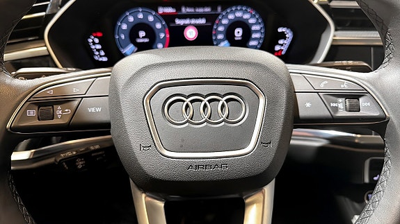 Audi Q3 20 of 22