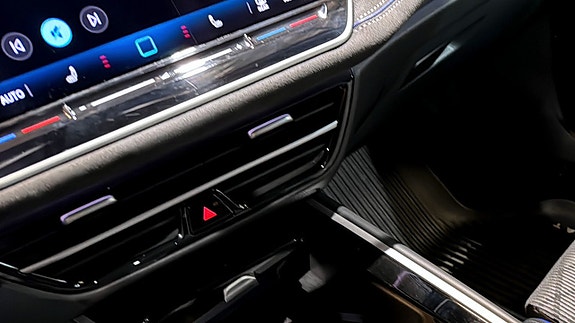 Volkswagen Passat 19 of 23