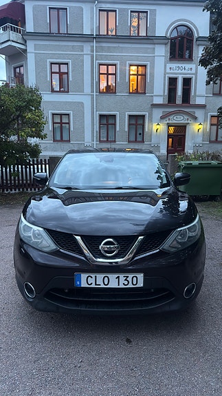 Nissan Qashqai 2 of 10