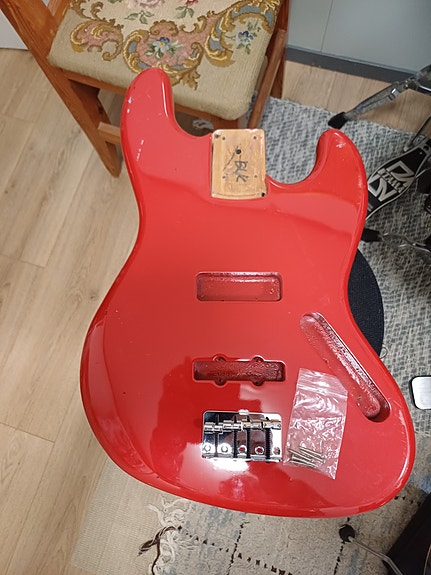 Product image 1 of 2