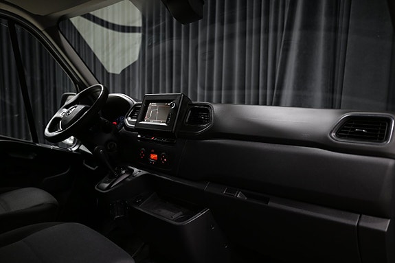 Renault Master 27 of 29