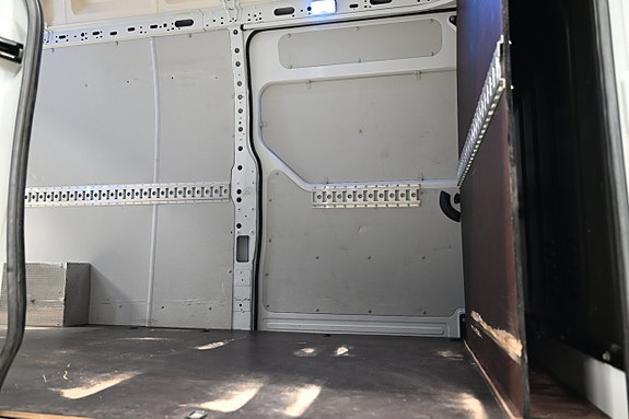 Renault Master 12 of 29