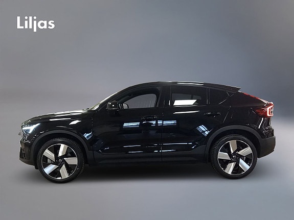 Volvo C40 2 of 17