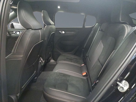 Volvo C40 7 of 17