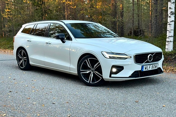 Volvo V60 2 of 22