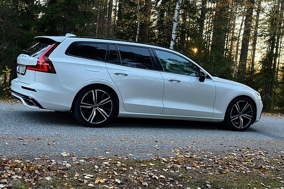 Volvo V60 14 of 22