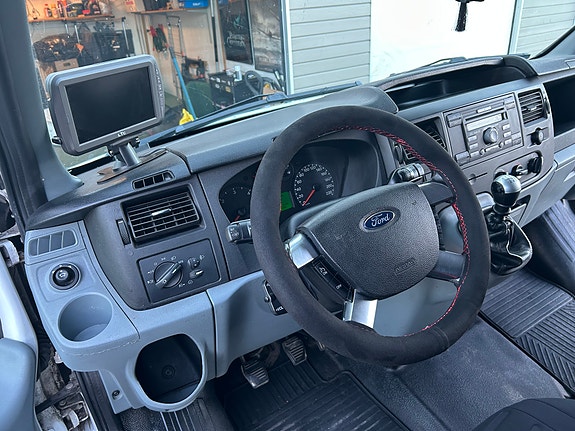 Ford Transit 10 of 11