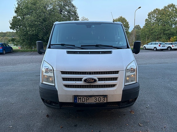 Ford Transit 2 of 11