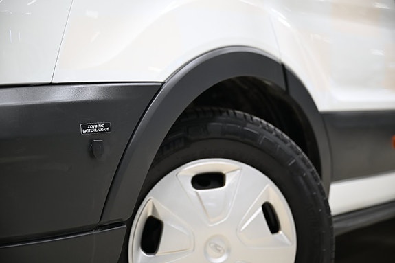 Ford Transit 12 of 30