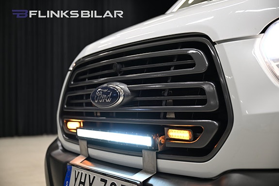 Ford Transit 15 of 30