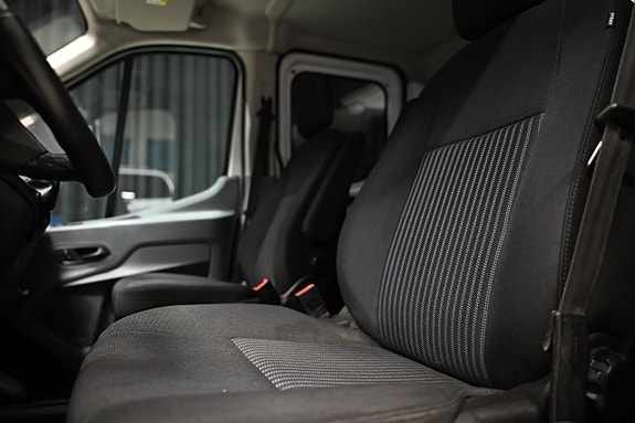 Ford Transit 21 of 30
