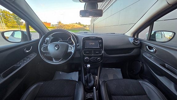 Renault Clio 7 of 17