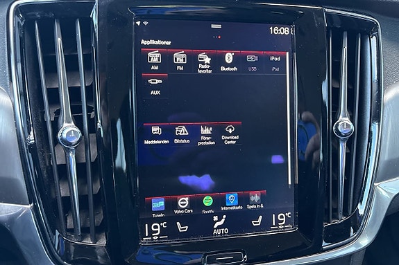 Volvo V90 24 of 27