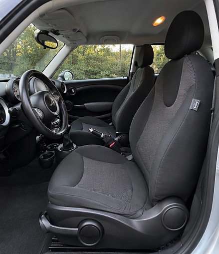 MINI Cooper 4 of 4