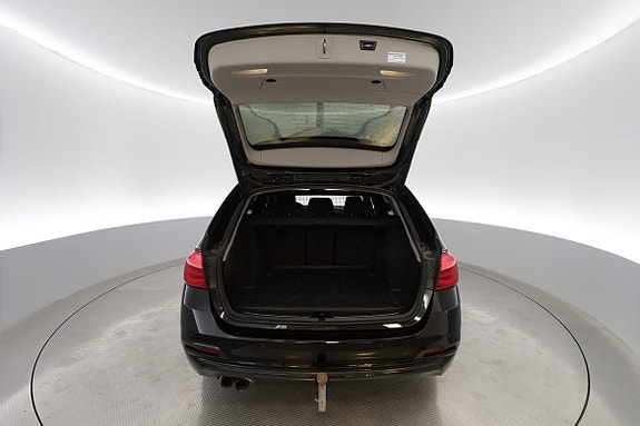 BMW 320 13 of 13