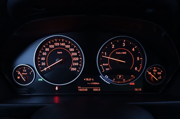 BMW 320 11 of 13