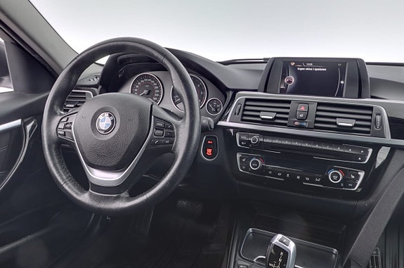BMW 320 8 of 13