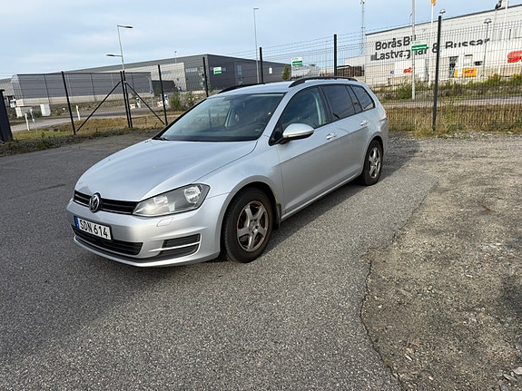 Volkswagen Golf VII 14 of 15