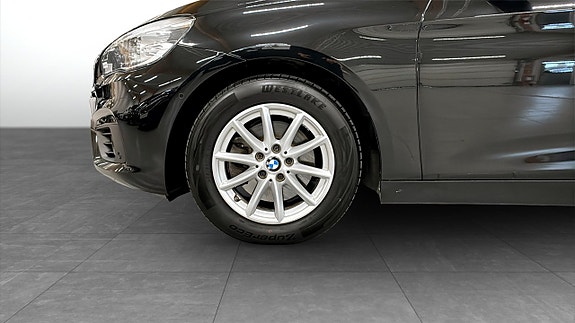 BMW 218 9 of 9