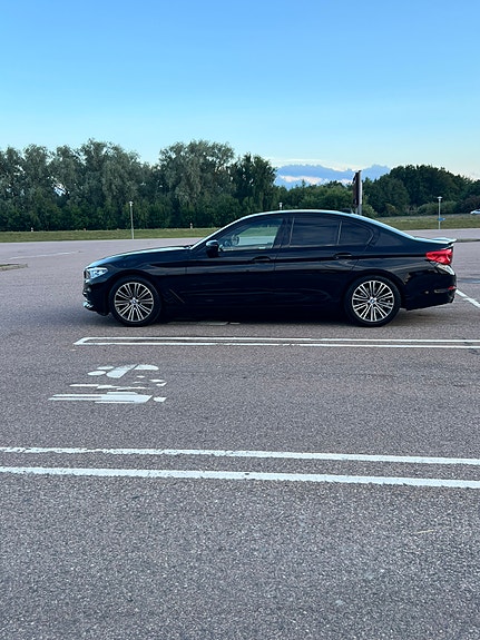 BMW 520d 2 of 6
