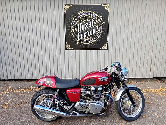 Triumph Motorcycles Thruxton 900 Cafe Racer
