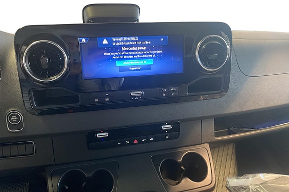 Mercedes-Benz Sprinter 319 9 of 17