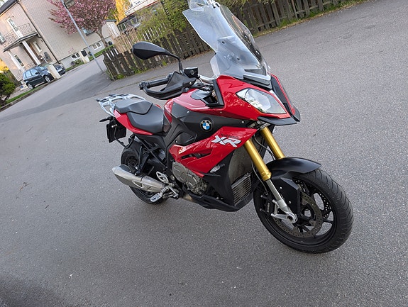 BMW S 1000 XR 3 of 4