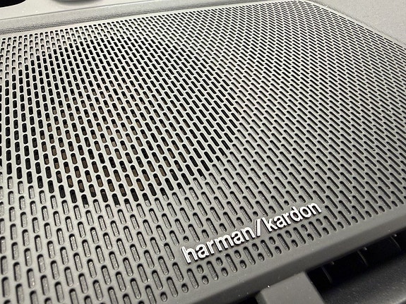 Polestar 2 6 of 13