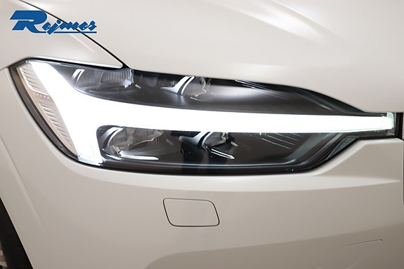 Volvo XC60 20 of 23