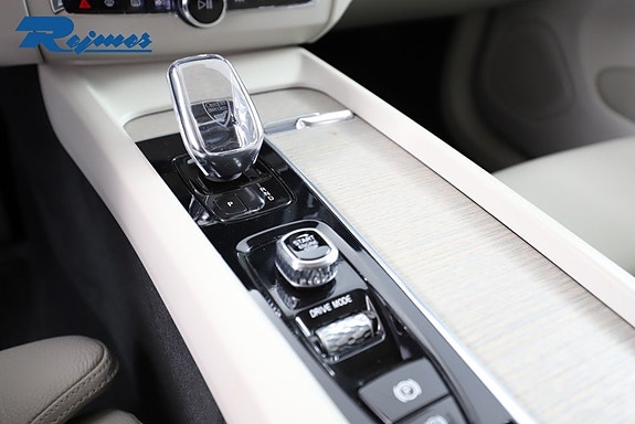 Volvo XC60 22 of 23