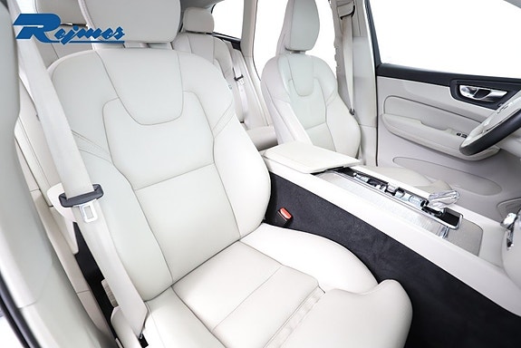 Volvo XC60 6 of 23