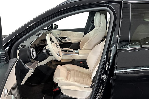 Mercedes-Benz GLC400 12 of 12
