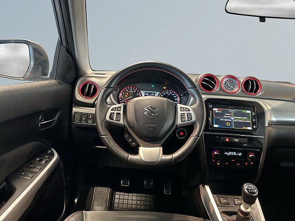 Suzuki Vitara 9 of 19