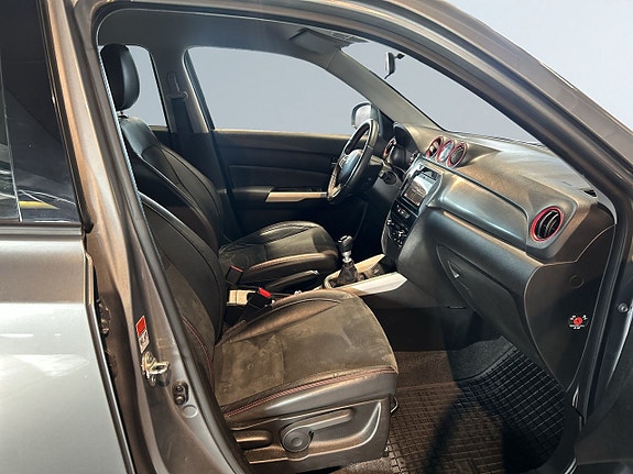 Suzuki Vitara 10 of 19