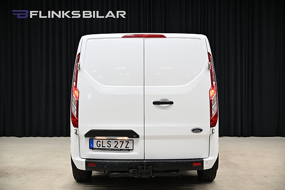 Ford Transit Custom 8 of 27