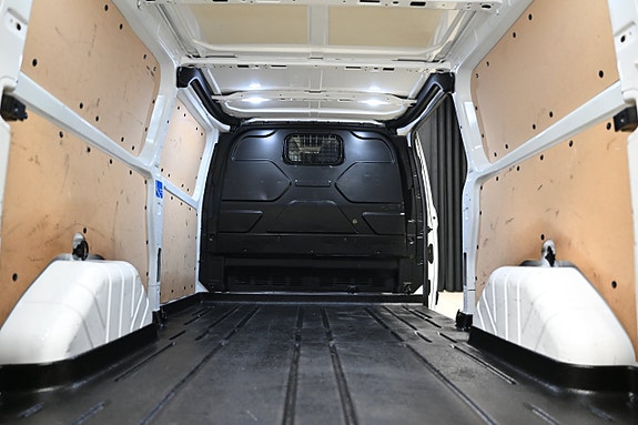 Ford Transit Custom 6 of 27