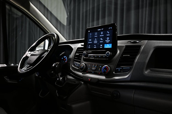 Ford Transit Custom 25 of 27