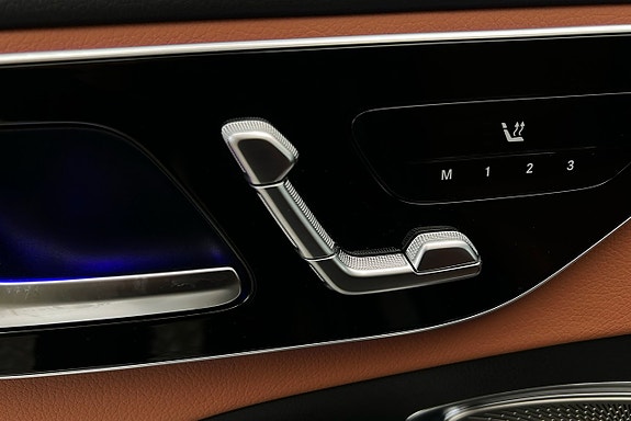 Mercedes-Benz C300 e 17 of 25