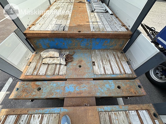 Jumbo/Trombon trailer 19 of 27