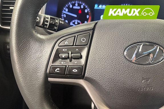 Hyundai Tucson 15 of 22