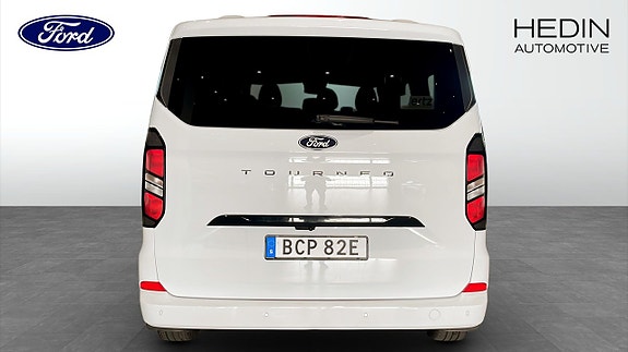 Ford Custom Tourneo 7 of 12