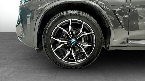 BMW X3 9 of 9